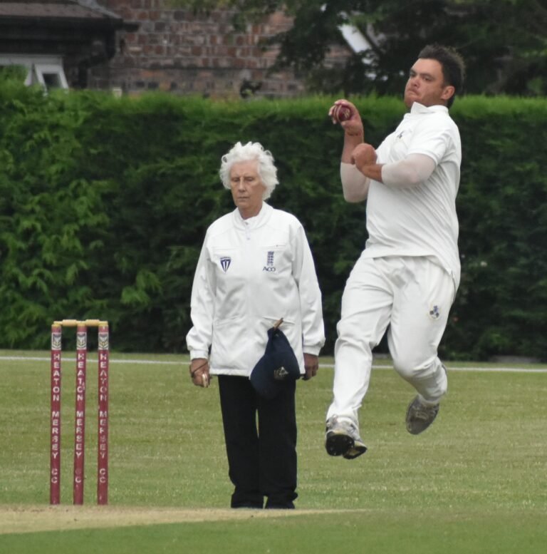 Ashton on Mersey CC 1st XI 205-6